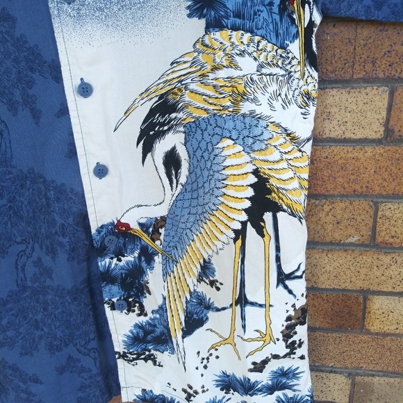 No Boundaries Print Shirt Stork Blue Small - Picture 3 of 7